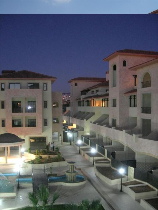 Pool Side 2 Bedroom Queens Gardens Complex Пафос Екстериор снимка
